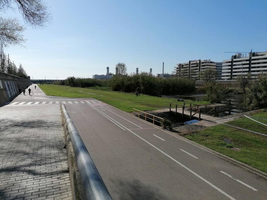 Piso Pl 2B, 20Min Plaza Cataluna San Adrián de Besós Zewnętrze zdjęcie